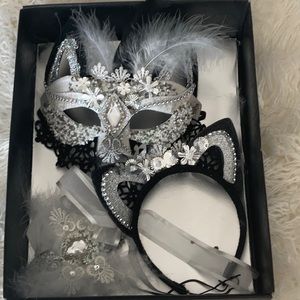 Halloween mask never used